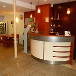 Hotel De Paris Opera