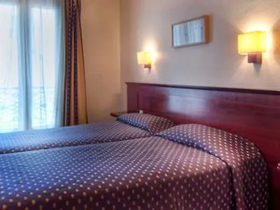 De Opera Hotel 2*